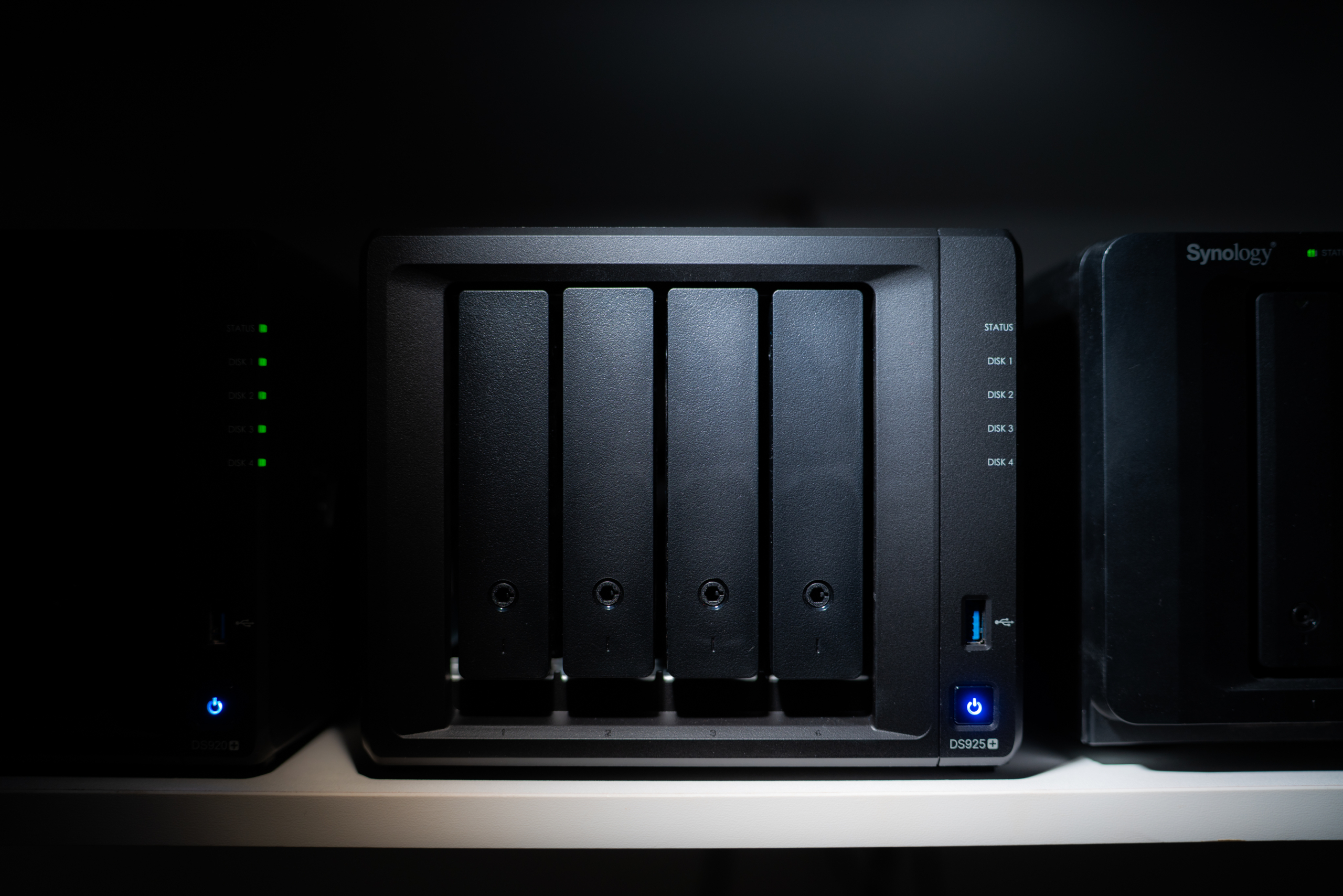 A Synology DS925+ 